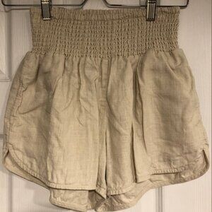 Thyme Maternity Linen Shorts (Size Medium)